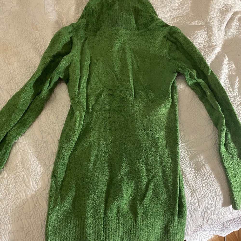 Fluffy winter sweater (green)